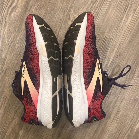 Womens Brooks Ghost 16 in size 11 - Picture 5 of 6